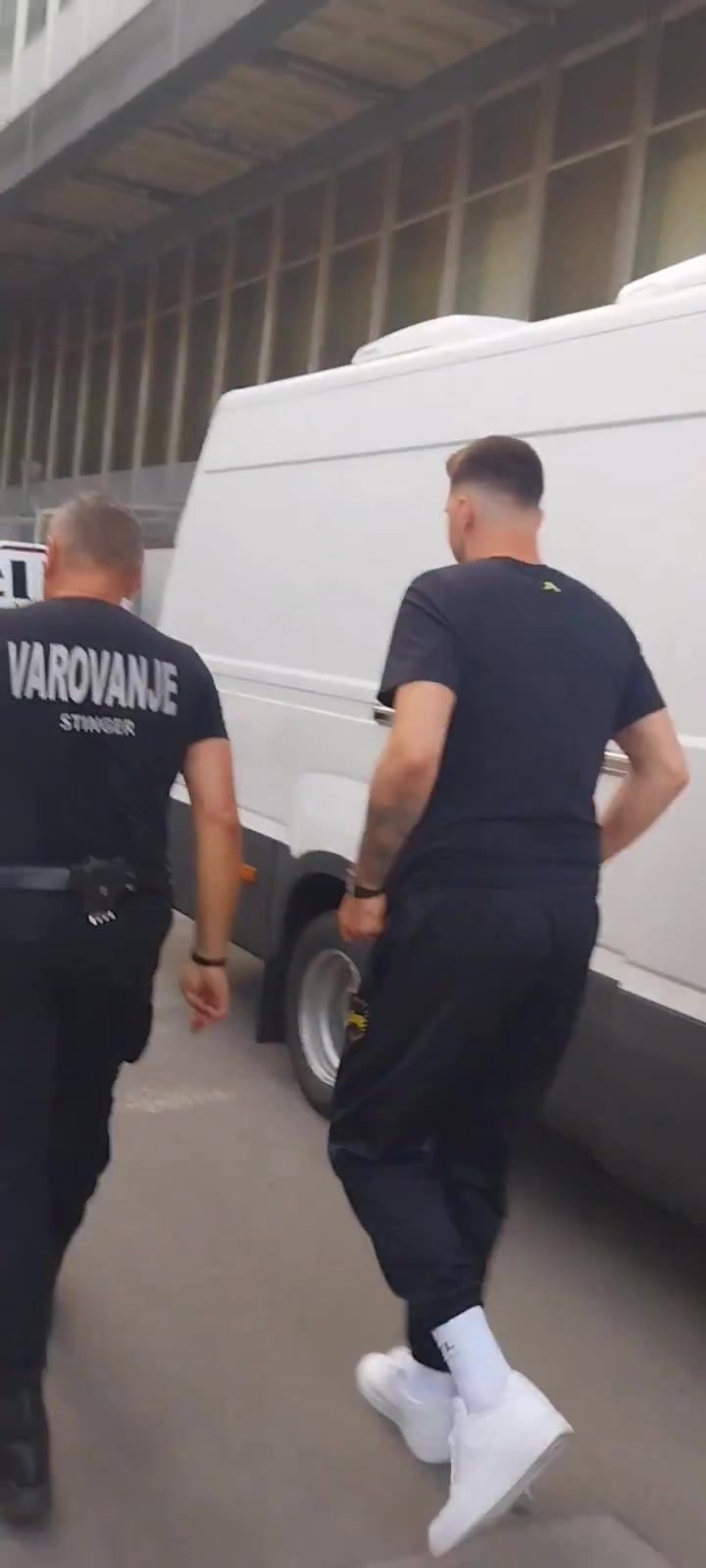 ?持續追蹤！東契奇最新街拍 這背影看著應該真的瘦了吧